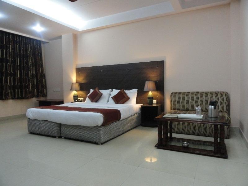 Hotel Kyron Delhi  Eksteriør bilde