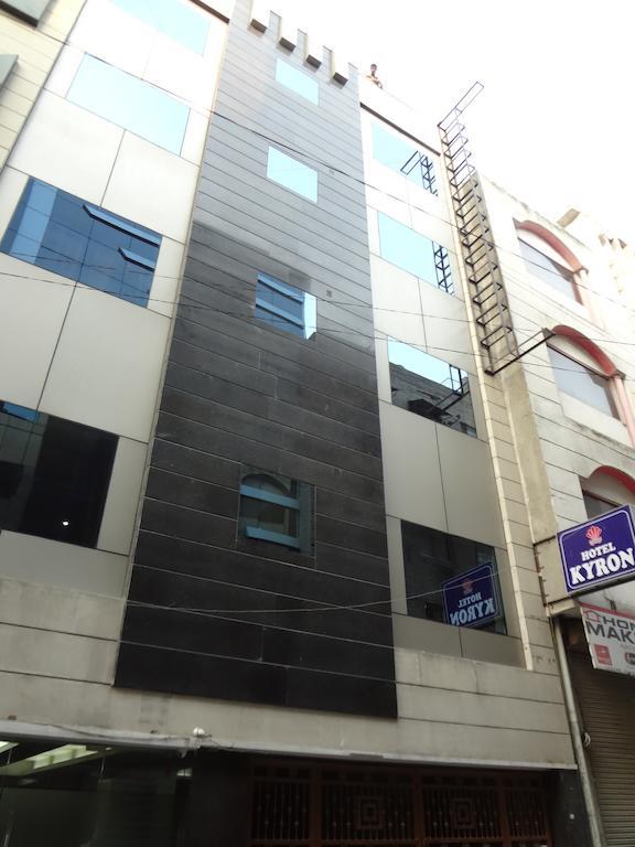 Hotel Kyron Delhi  Eksteriør bilde